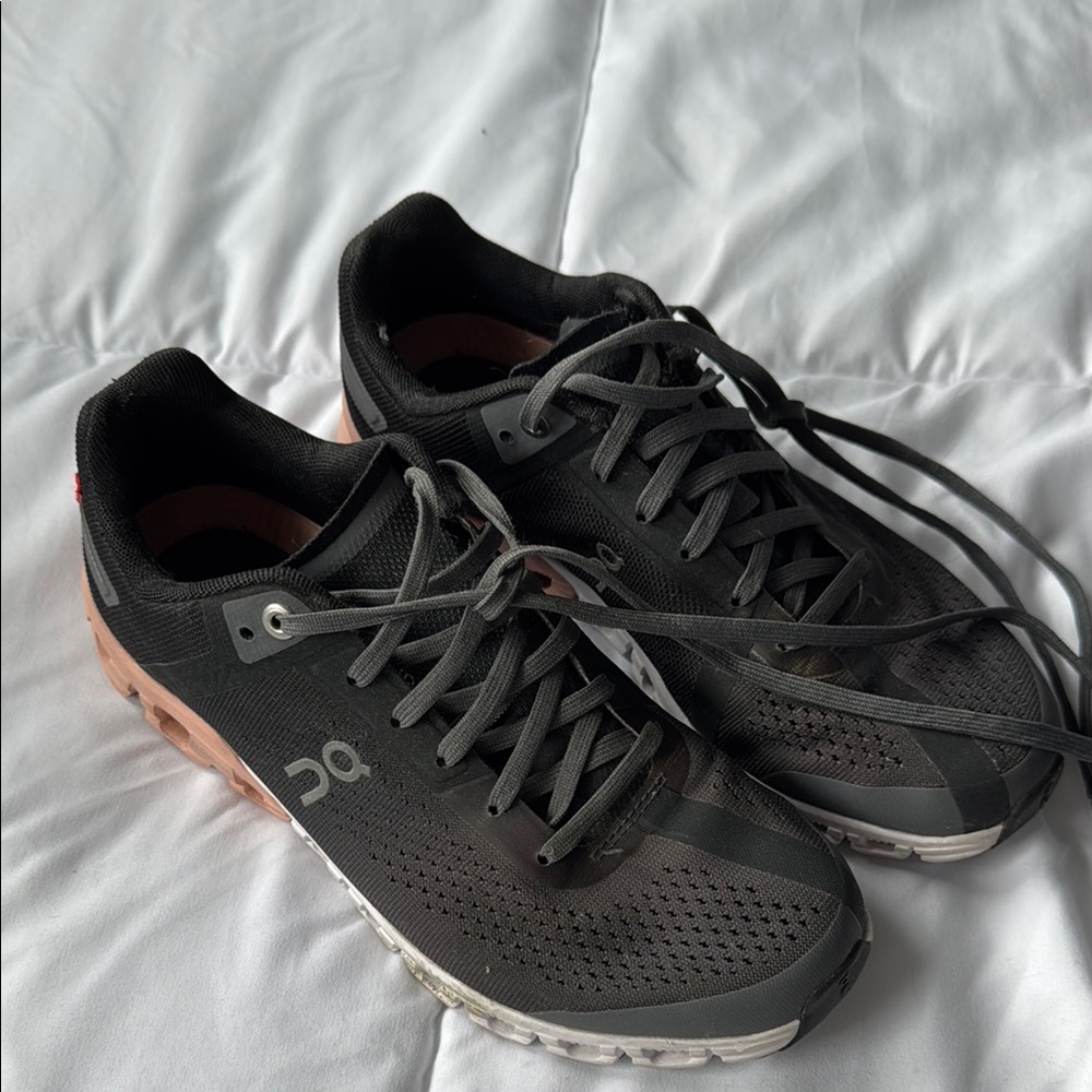 On Running Black Athletic Shoes with Mesh Upper